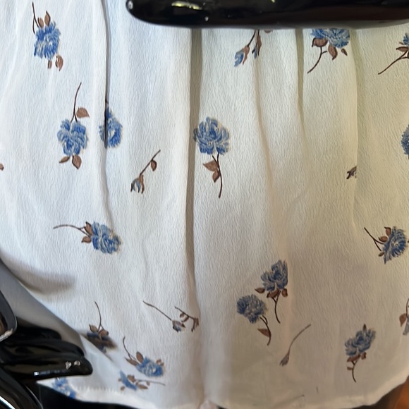 White rayon print tank - Picture 6 of 6